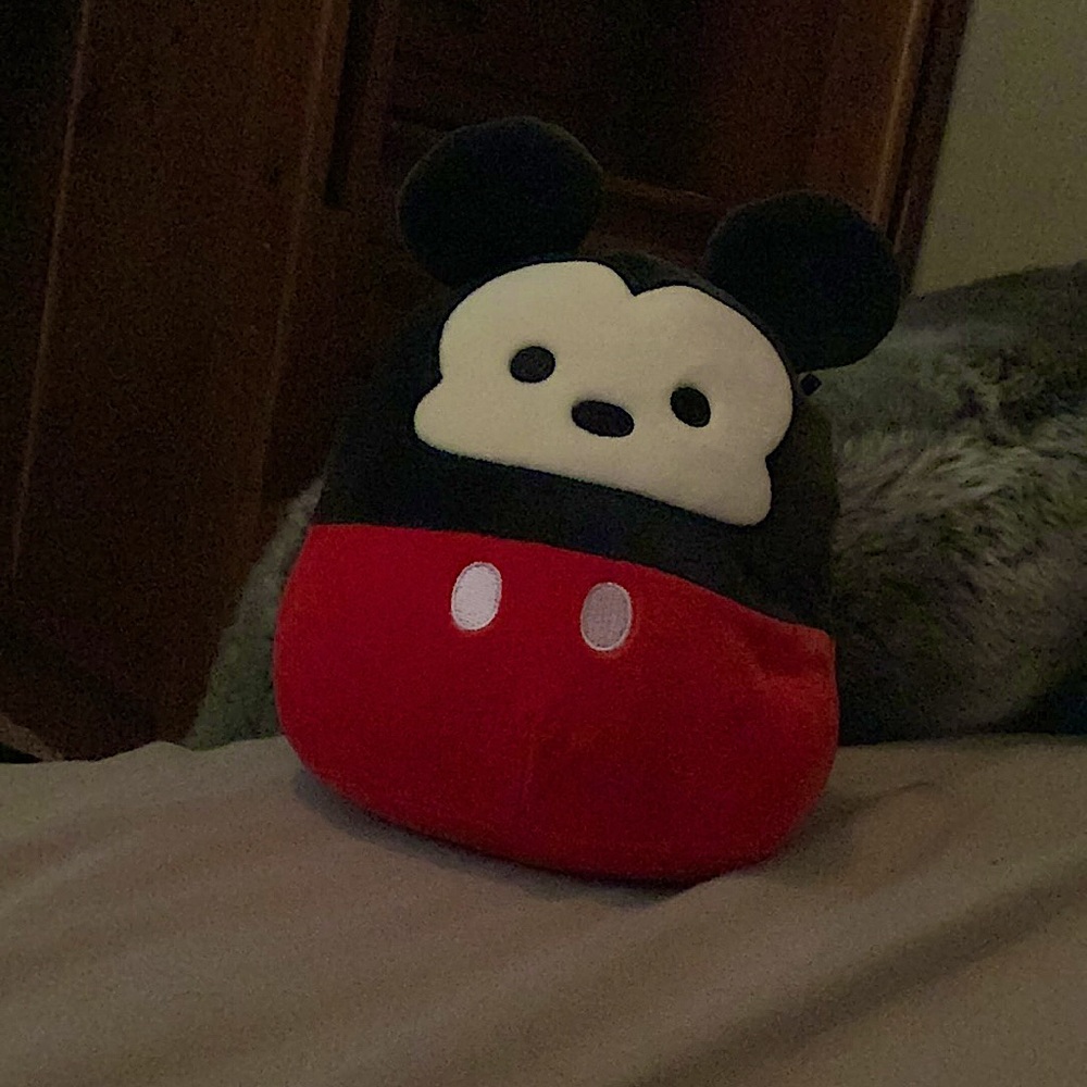 A Mickey Mouse squish, mellow